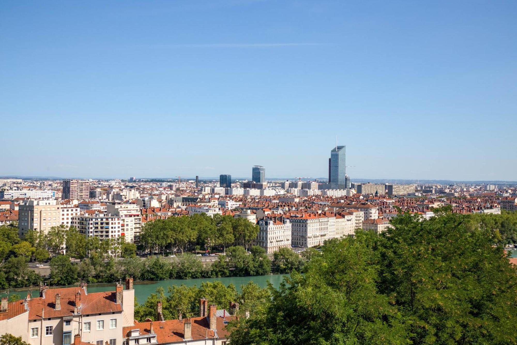 Superbe Appart 3Ch Terrasse Vue Sur Lyon Et Garage Apartment Exterior photo